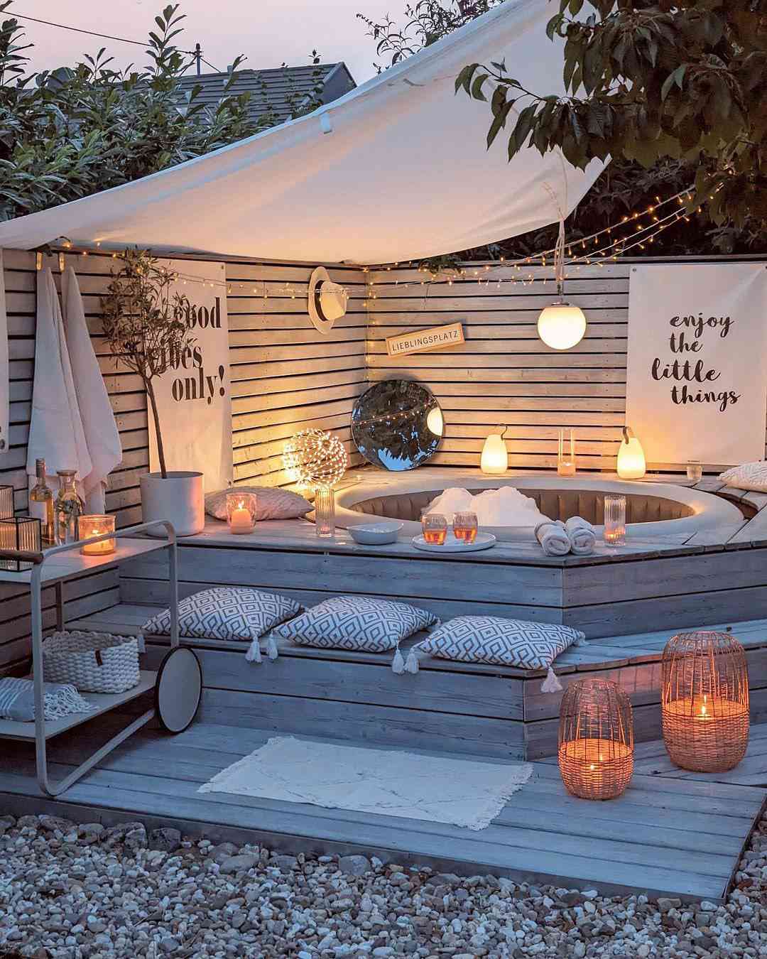 Winter Hot Tub Privacy Ideas 2026: Modern Screens, Gazebos, and Landscaping Solutions for Year-Round Use