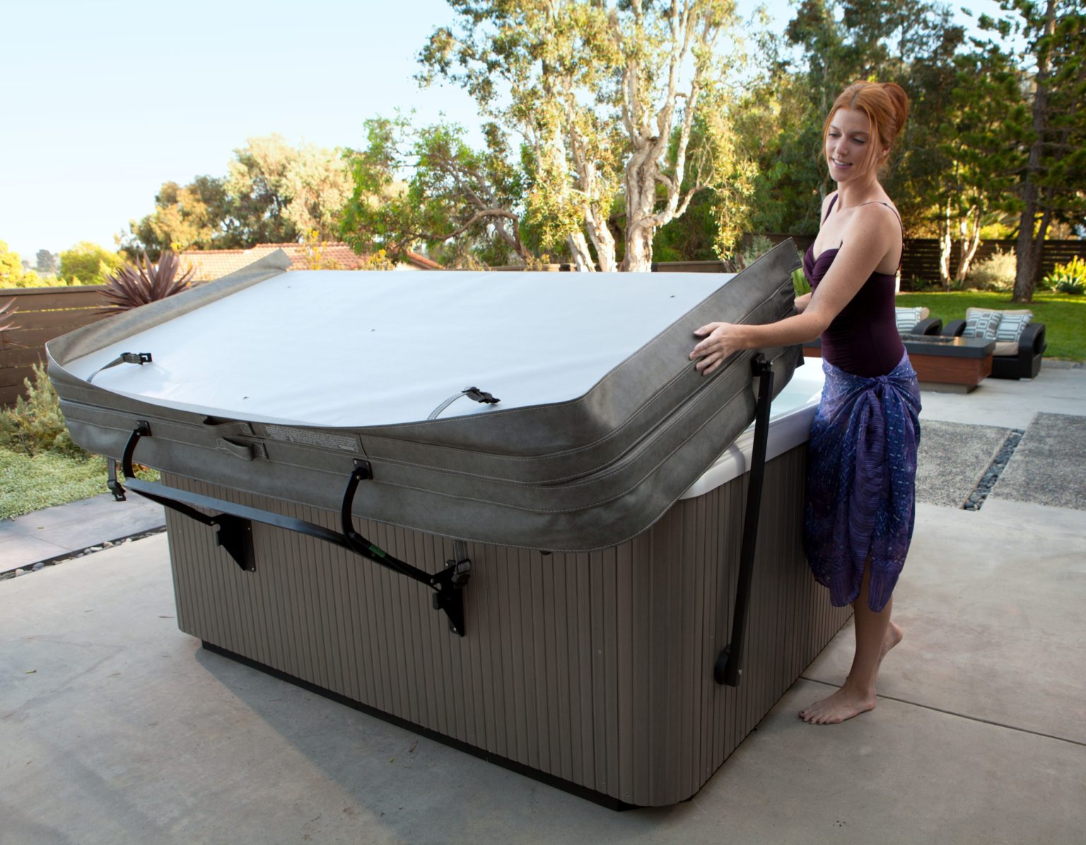 space-saving hot tub cover lift